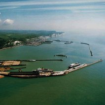 Des liens par-dessus la Manche