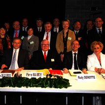 Création du premier GECT en Europe